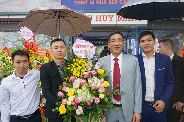 Công ty Locar Việt Nam chúc mừng khai trương