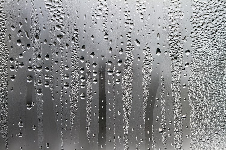 Những cách làm sạch gương soi Caesar trong nháy mắt